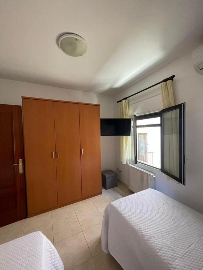 Apartament La Cova เปราลาดา ภายนอก รูปภาพ
